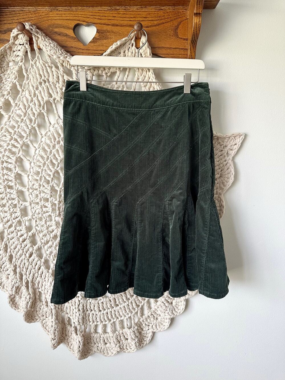 Anthropologie Fei Forest Green Corduroy Trumpet Mini Skirt Size 6